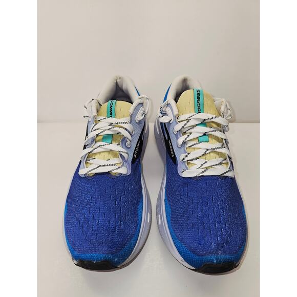 Brooks Men 9 Comfy footwear main image 5